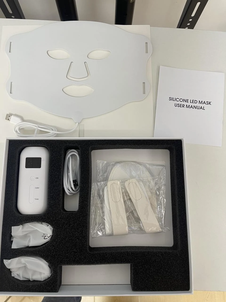 MASK-05 — LED Face Mask